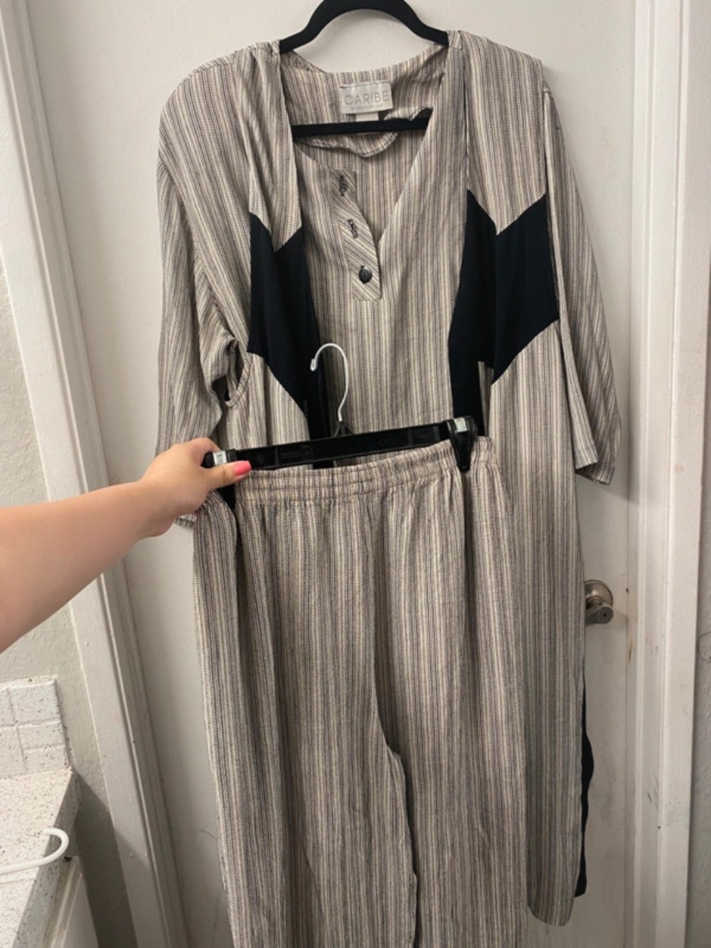 Vintage Caribe Taupe Striped 3PC SET  with Black Accent